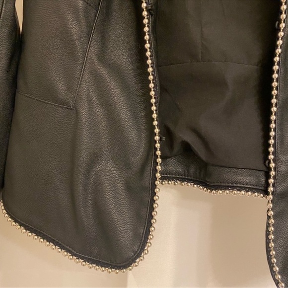 Zara Black and Silver Blazer with Fitted Silhouette - Picture 4 of 6